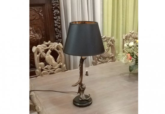 lampa-koshka-s-rogom-kosuli