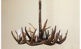 lyustra-roga-belokhvostogo-olenya-mal